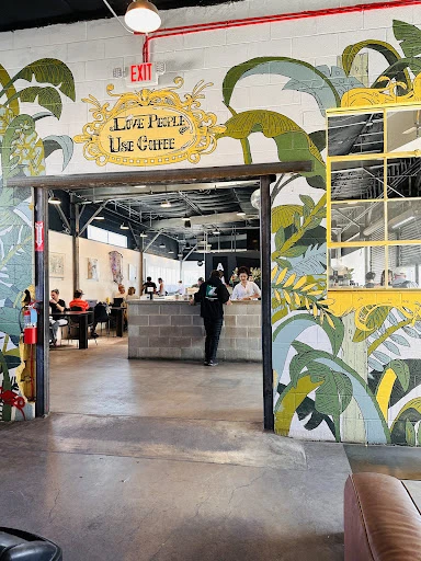 Little Bear Coffee & LBPM Neighborhood Bar photo 3