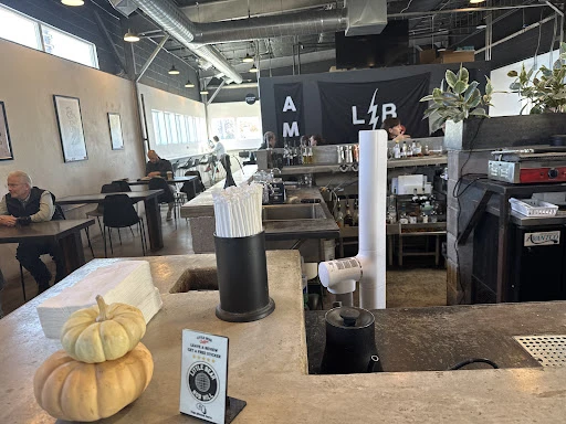 Little Bear Coffee & LBPM Neighborhood Bar photo 4